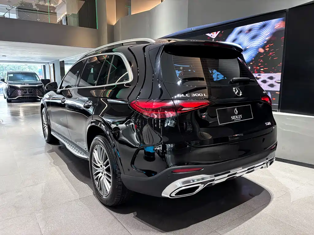 Mercedes-Benz Mercedes-Benz GLC 2024 GLC 300 L 4MATIC Dynamic Model 5-seater 2024 - thumbnail 4