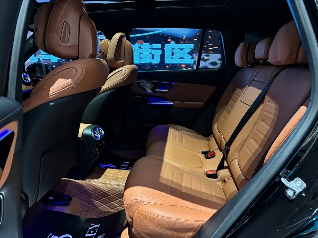 Mercedes-Benz Mercedes-Benz GLC 2024 GLC 300 L 4MATIC Dynamic Model 5-seater 2024 - thumbnail 14