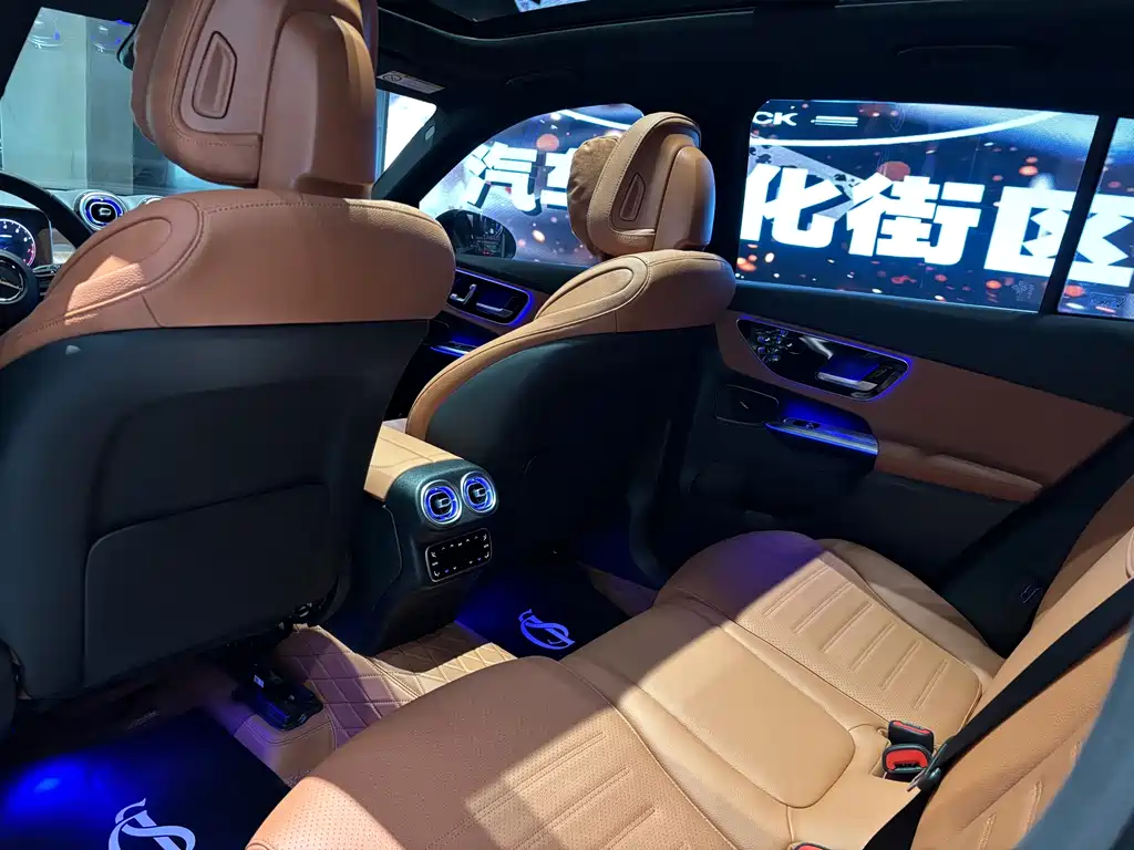 Mercedes-Benz Mercedes-Benz GLC 2024 GLC 300 L 4MATIC Dynamic Model 5-seater 2024 - thumbnail 18