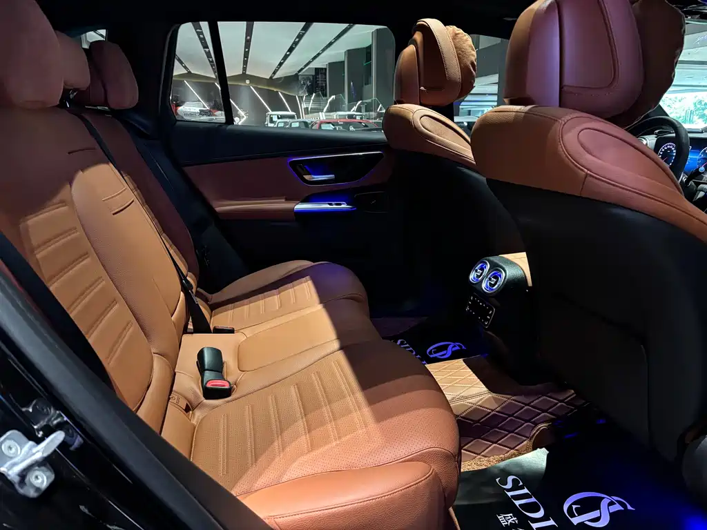 Mercedes-Benz Mercedes-Benz GLC 2024 GLC 300 L 4MATIC Dynamic Model 5-seater 2024 - thumbnail 19