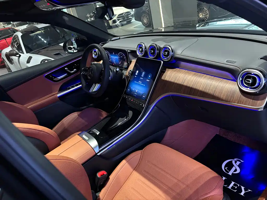 Mercedes-Benz Mercedes-Benz GLC 2024 GLC 300 L 4MATIC Dynamic Model 5-seater 2024 - thumbnail 22