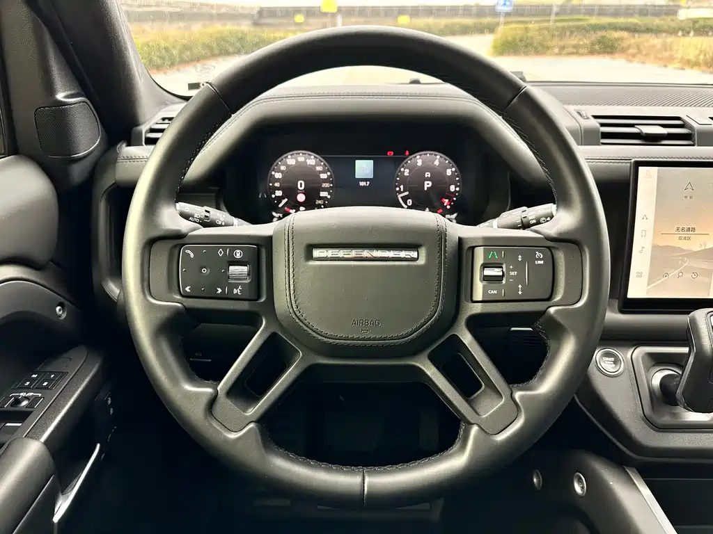 Land Rover Range Rover Defender 2025 110 3.0T P400 X-Dynamic HSE 2025 - thumbnail 18