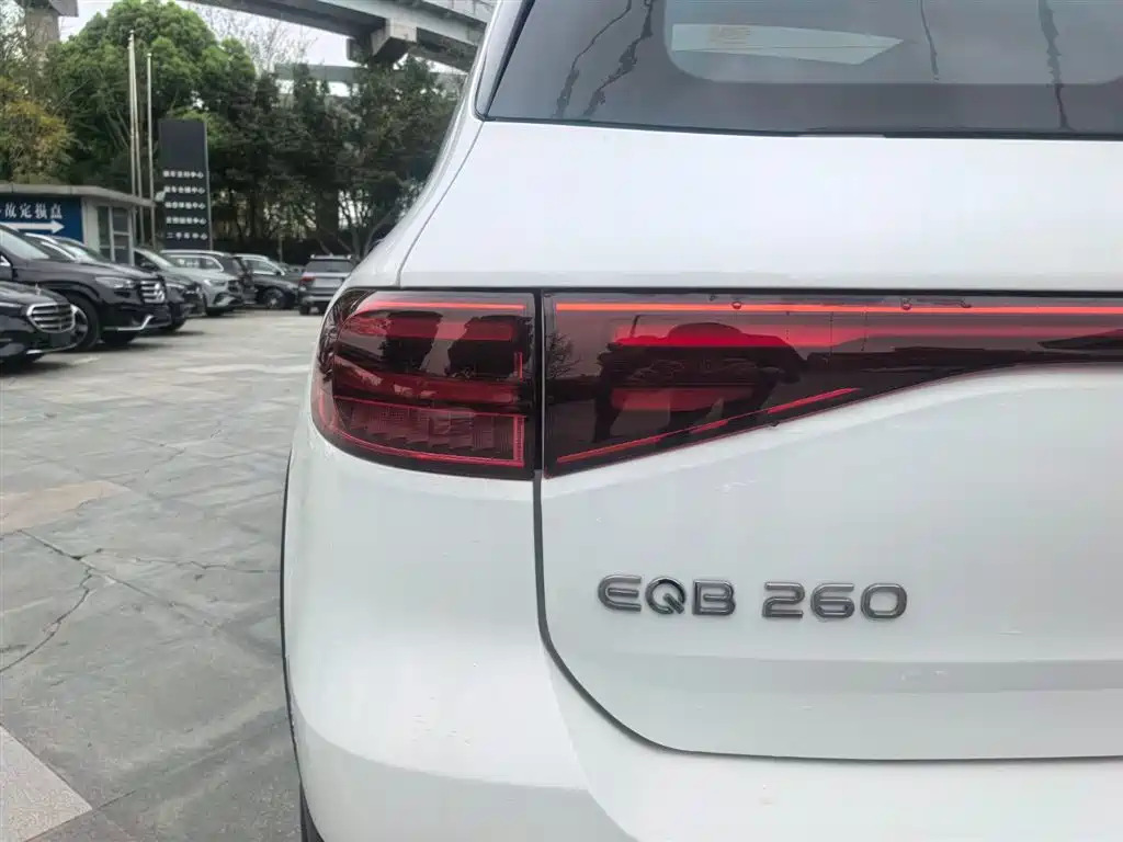 Mercedes-Benz Mercedes-Benz EQB 2025 EQB 260 2026 - thumbnail 10