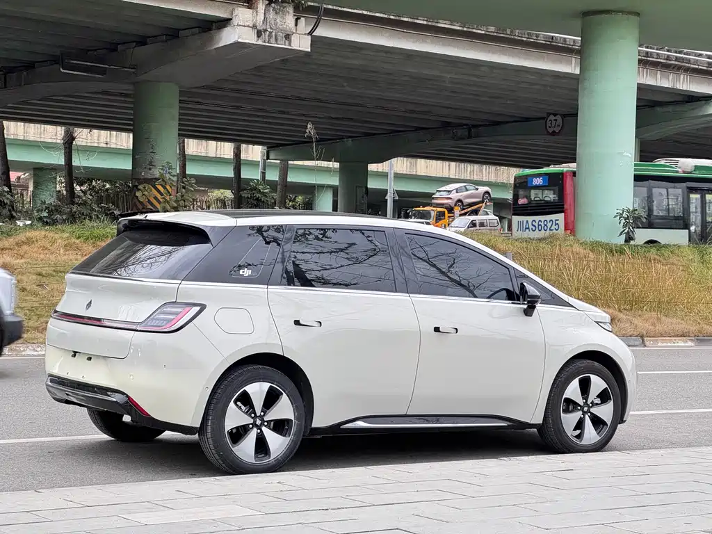 Baojun Baojun Yun Duo 2023 460 Max Lingxi Edition 2024 - thumbnail 5