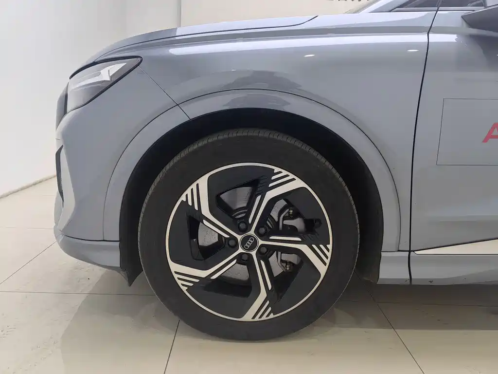 Audi Audi Q4 e-tron 2024 40 e-tron Creative Edition 2024 - thumbnail 18