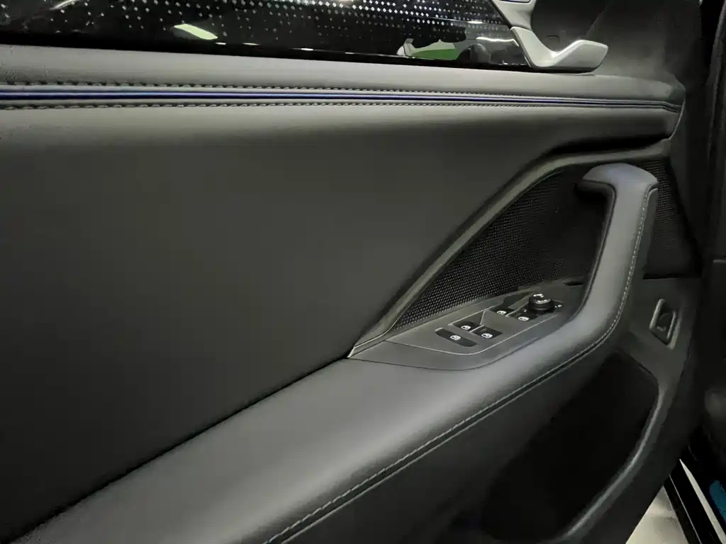 Volkswagen Tiguan L 2024 PRO 380TSI AWD R-Line Intelligent Edition 2024 - thumbnail 6