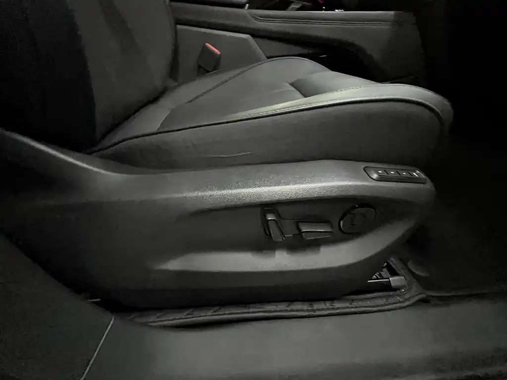 Volkswagen Tiguan L 2024 PRO 380TSI AWD R-Line Intelligent Edition 2024 - thumbnail 10