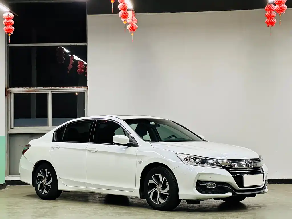 Honda Honda Accord 2016 2.0L Comfort Edition 2017 - thumbnail 3