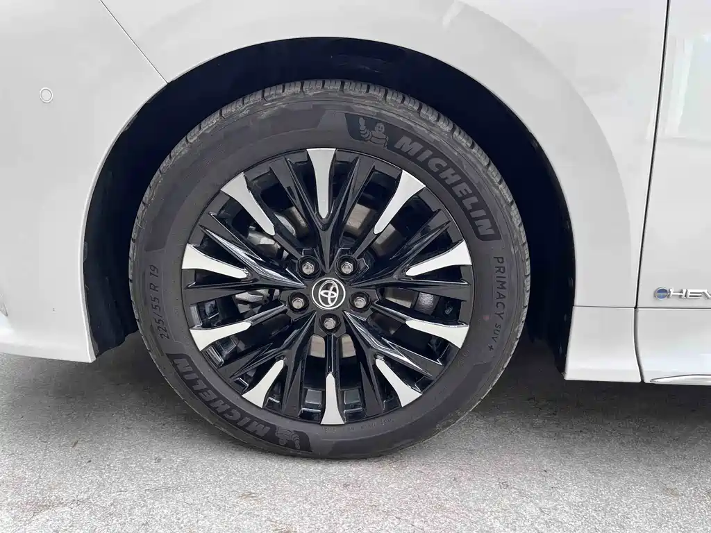 Toyota Alphard 2024 Model Hybrid 2.5L Executive Version 2026 - thumbnail 19