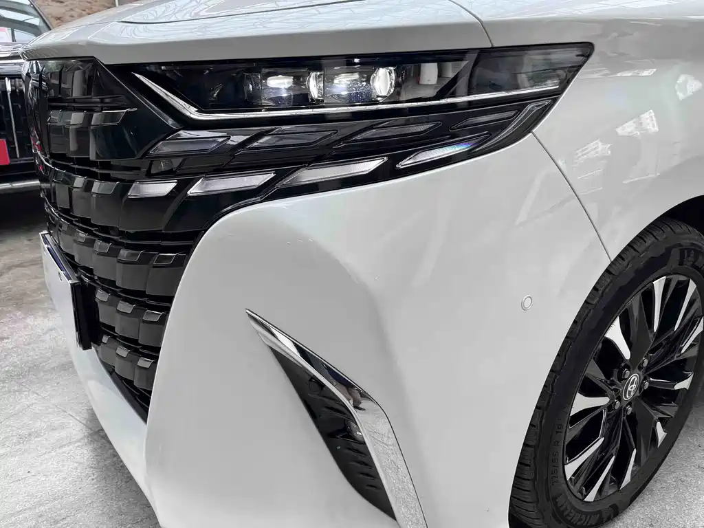 Toyota Alphard 2024 Model Hybrid 2.5L Executive Version 2026 - thumbnail 21