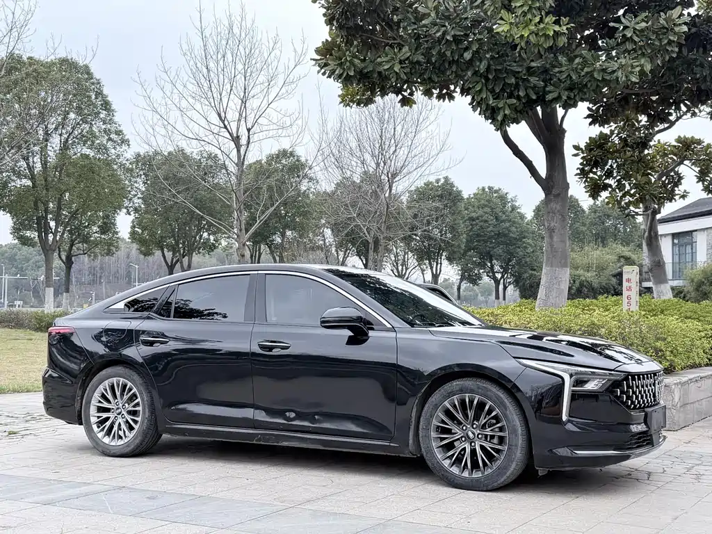 Bestune Bestune B70 2021 1.5T Automatic 15th Anniversary Edition 2021 - thumbnail 6