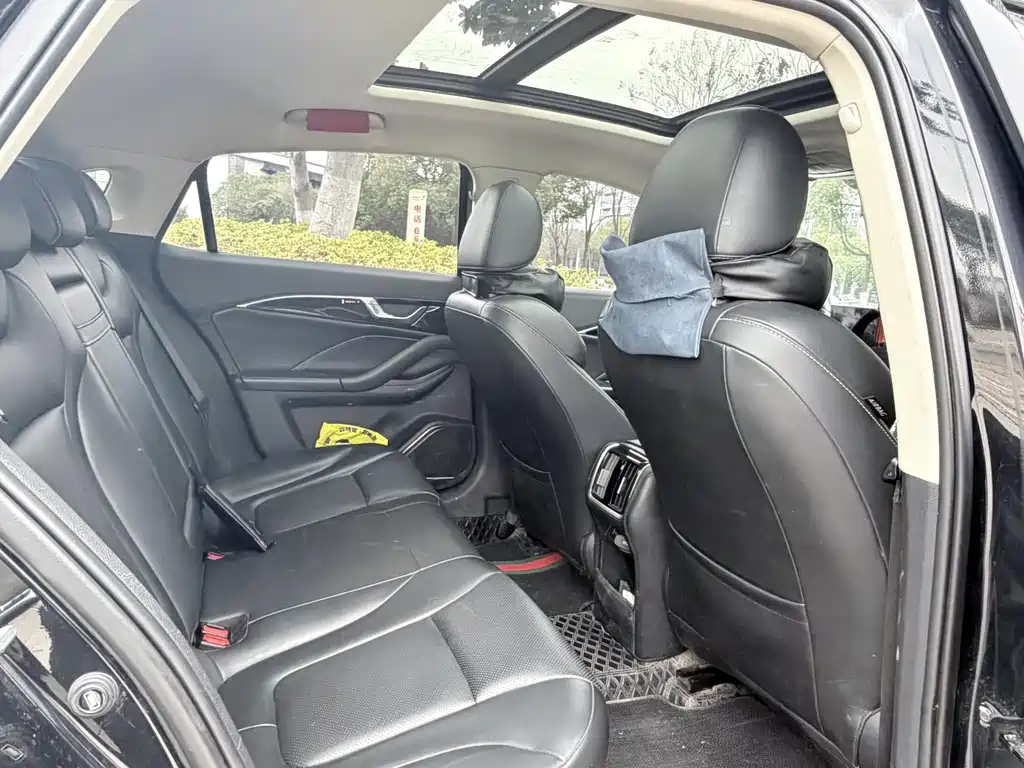 Bestune Bestune B70 2021 1.5T Automatic 15th Anniversary Edition 2021 - thumbnail 9