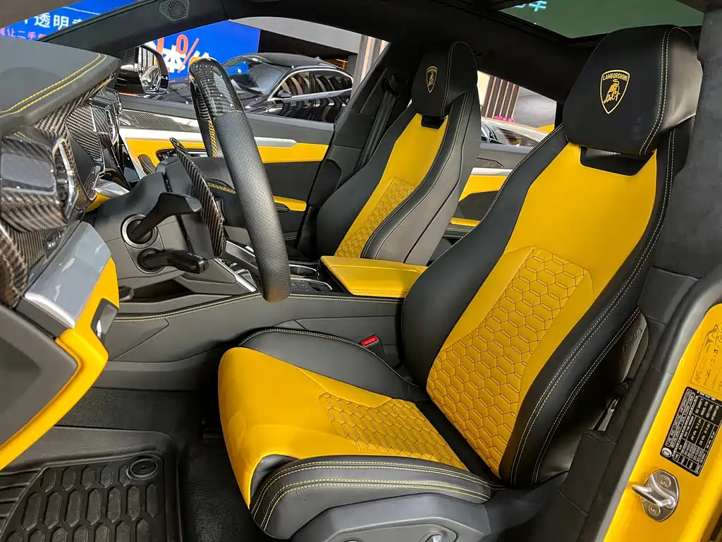 Lamborghini Lamborghini Urus 2021 4.0T V8 2023 - thumbnail 4