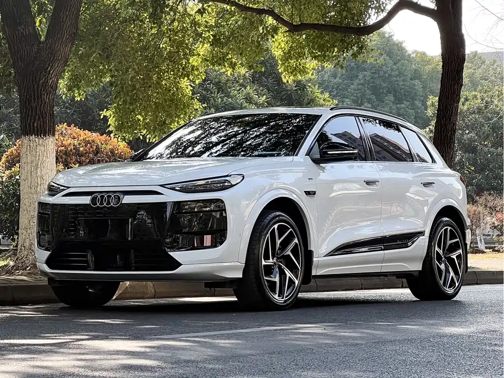 Audi Audi Q6L e-tron 2026 Launch Edition 2025