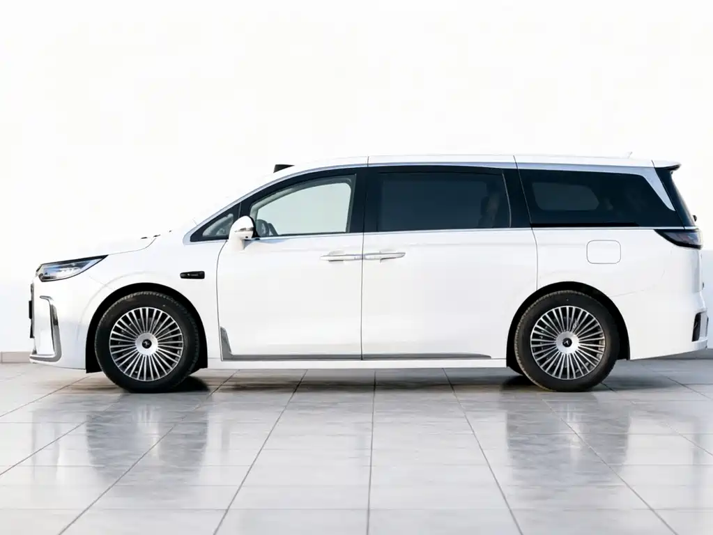 Lantu Automobile Lantu Dreamer 2025 PHEV AWD Flagship Qiankun Edition 2024 - thumbnail 3