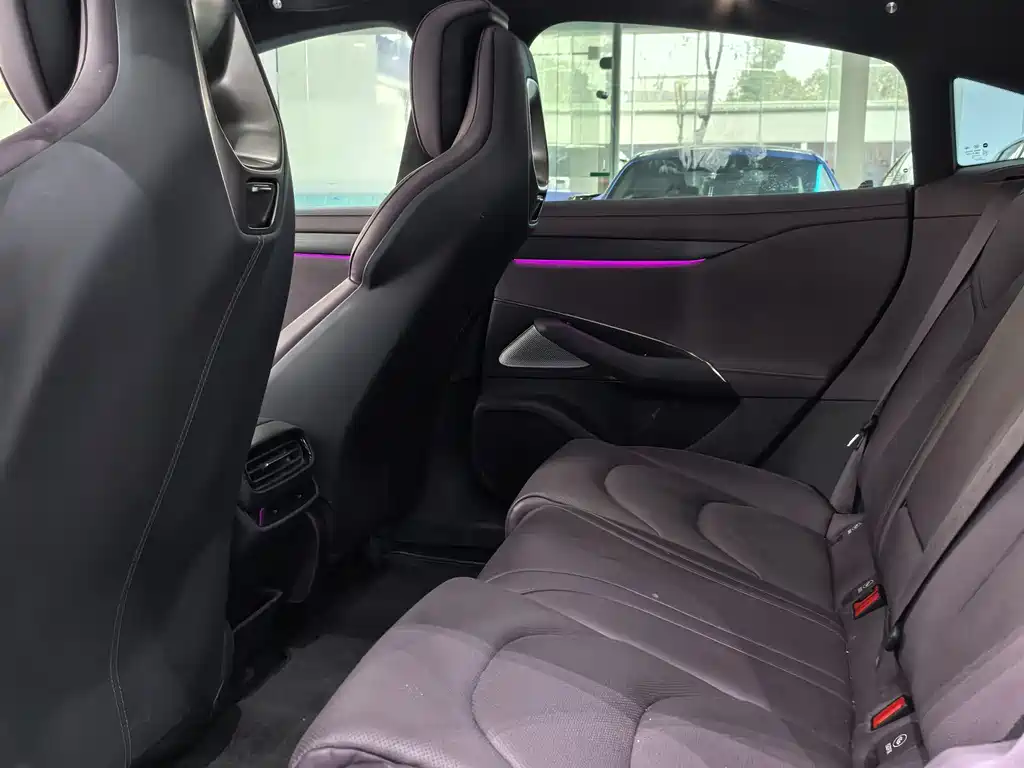 Xiaomi Automobile Xiaomi SU7 2024 AWD Long Range Intelligent Driving Max Edition 2025 - thumbnail 9
