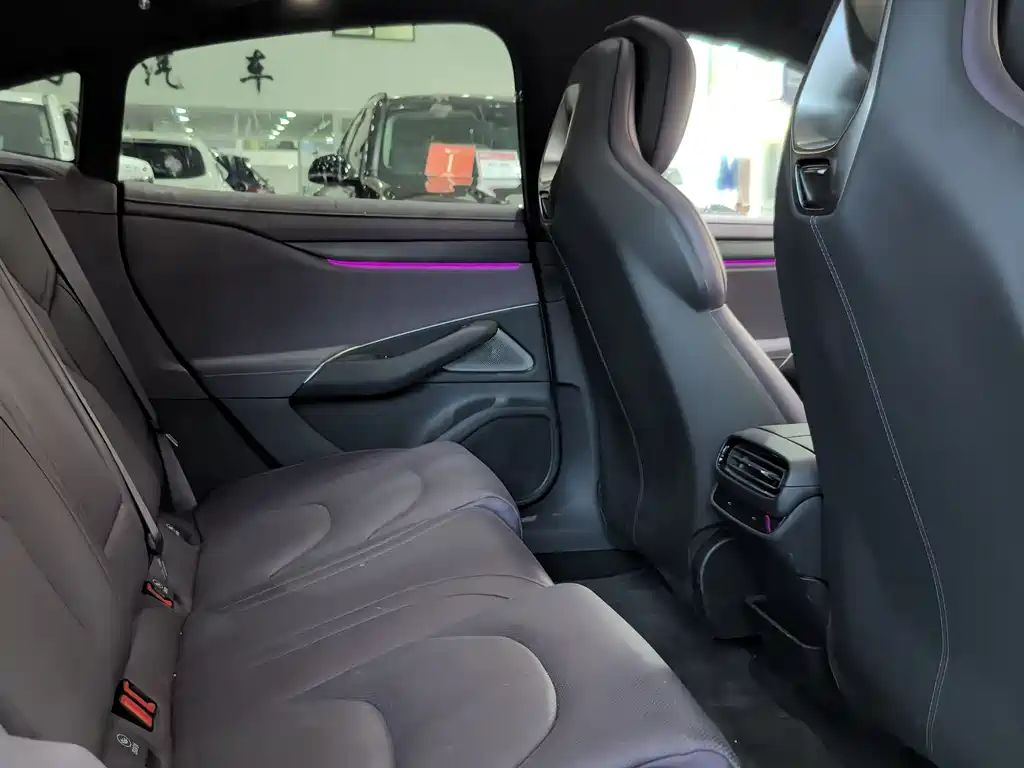 Xiaomi Automobile Xiaomi SU7 2024 AWD Long Range Intelligent Driving Max Edition 2025 - thumbnail 10