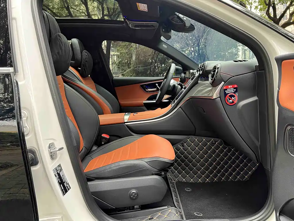 Mercedes-Benz Mercedes-Benz GLC 2023 GLC 260 L 4MATIC Sport 5-Seat 2025 - thumbnail 8