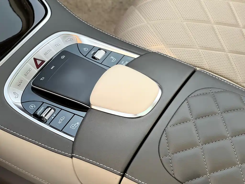 Mercedes-Benz Maybach S-Class 2019 S 680 2019 - thumbnail 20
