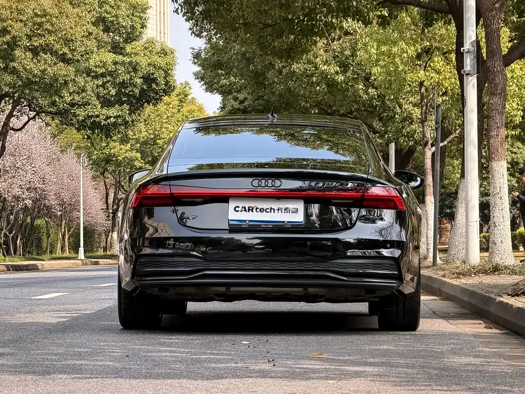 Audi Audi A7 2022 45 TFSI Premium Selection 2022 - thumbnail 4