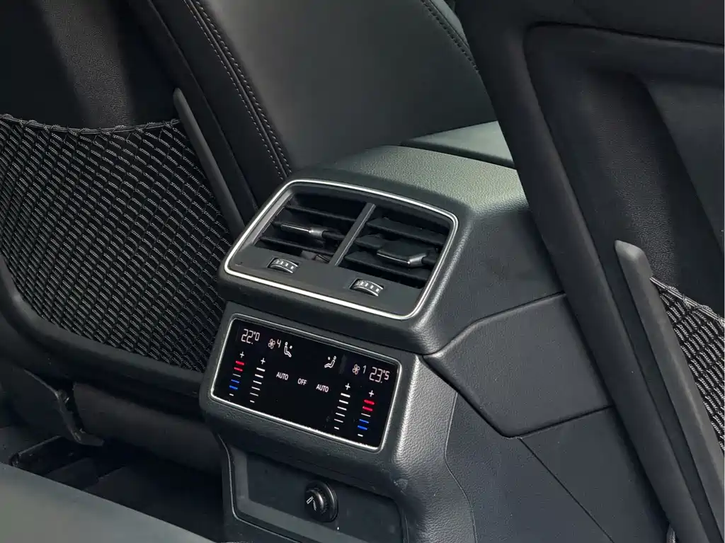 Audi Audi A7 2022 45 TFSI Premium Selection 2022 - thumbnail 23