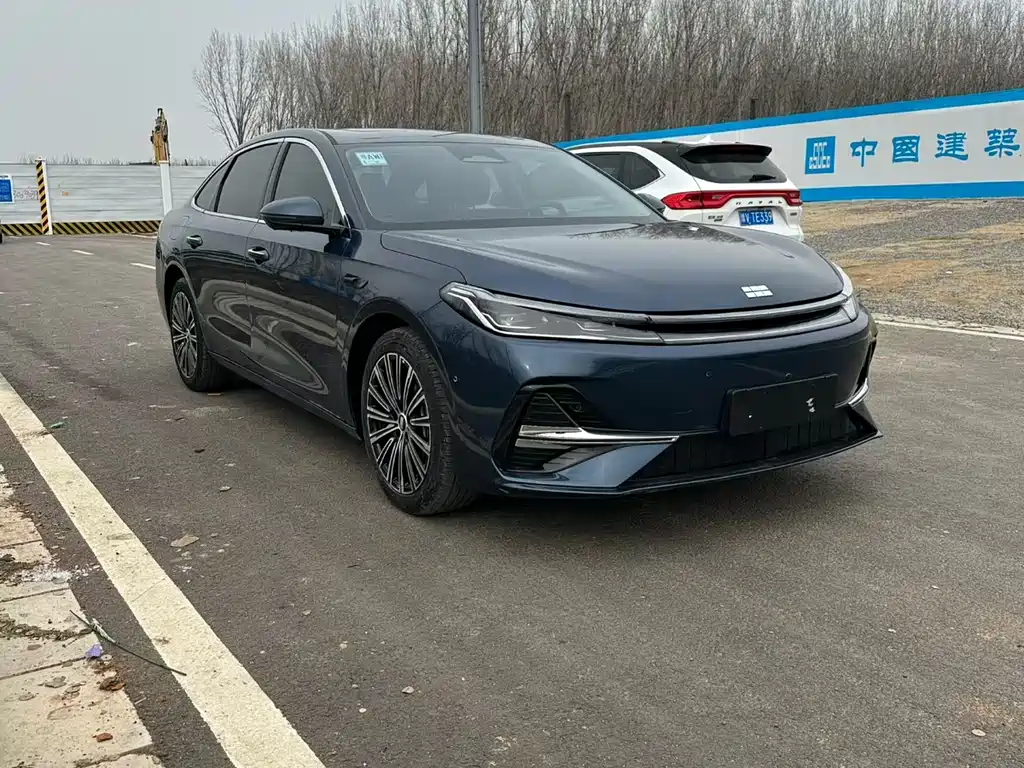 Geely Galaxy Geely Galaxy A7 2025 EM-i 150km Explorer+ Edition 2025 - thumbnail 3