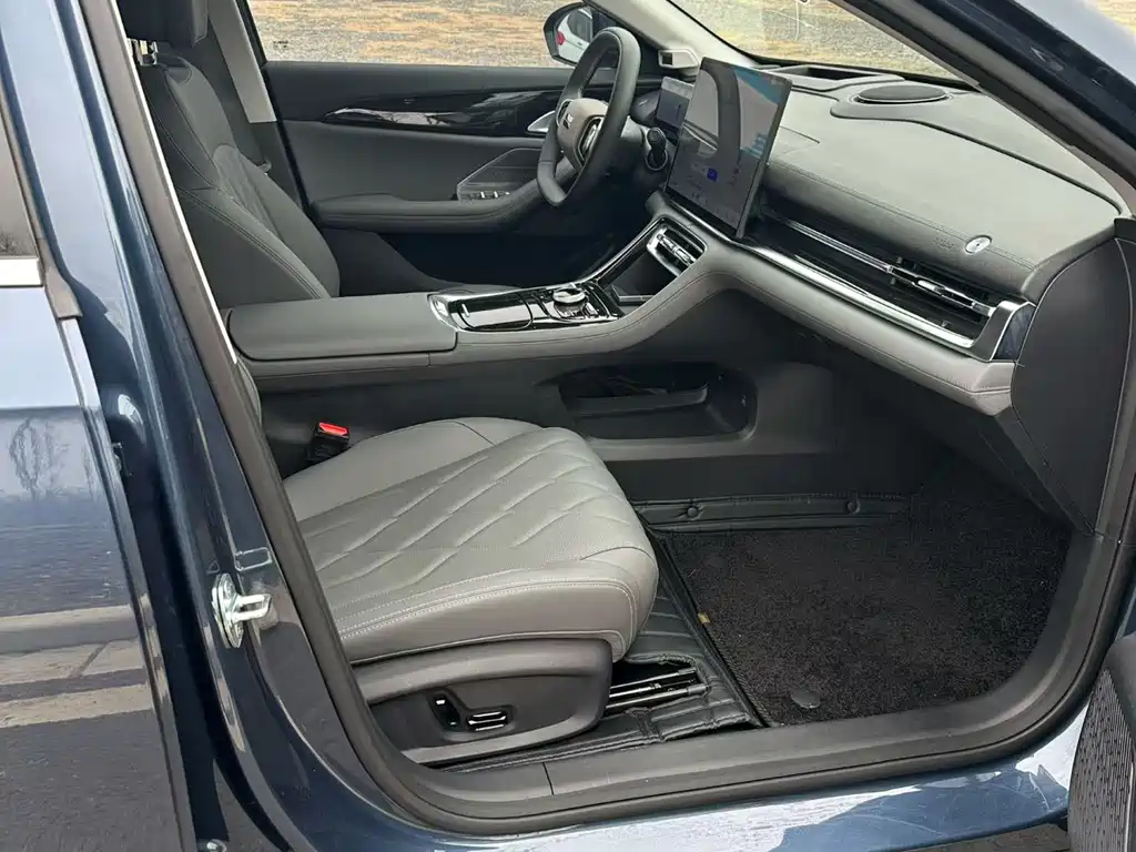 Geely Galaxy Geely Galaxy A7 2025 EM-i 150km Explorer+ Edition 2025 - thumbnail 4
