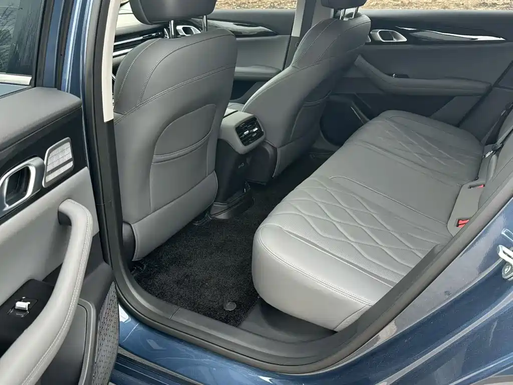 Geely Galaxy Geely Galaxy A7 2025 EM-i 150km Explorer+ Edition 2025 - thumbnail 6