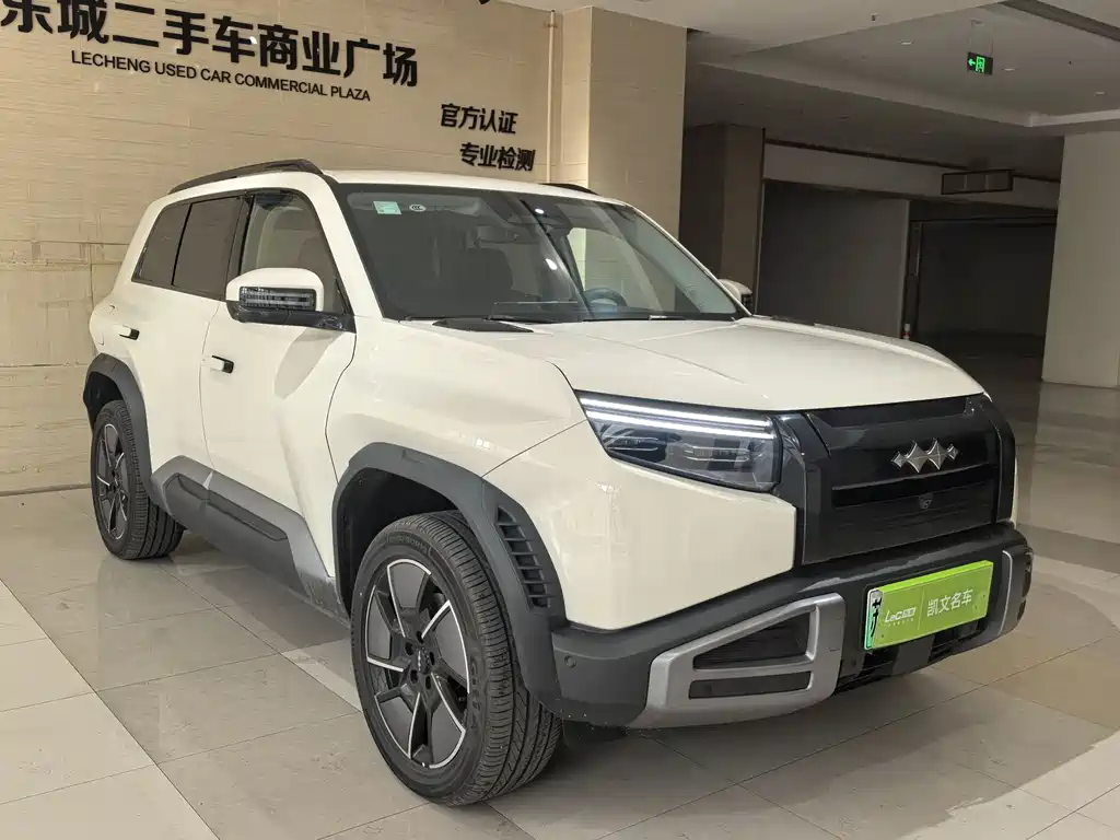Fang Cheng Bao Ti 3 2025 Model 501KM AWD Max Version 2026 - thumbnail 3