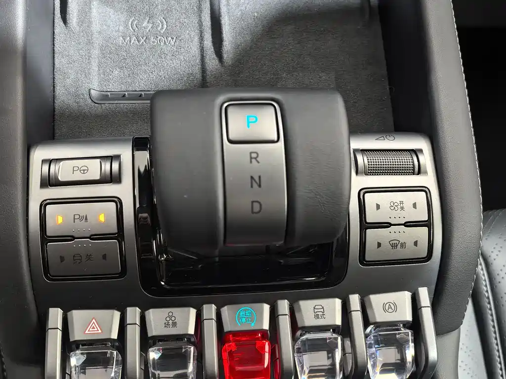Fang Cheng Bao Ti 3 2025 Model 501KM AWD Max Version 2026 - thumbnail 10