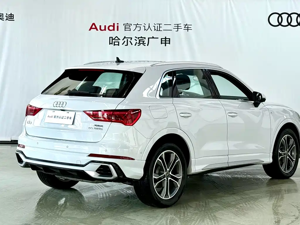 Audi Audi Q3 2024 40 TFSI Fashion Dynamic Edition 2026 - thumbnail 4