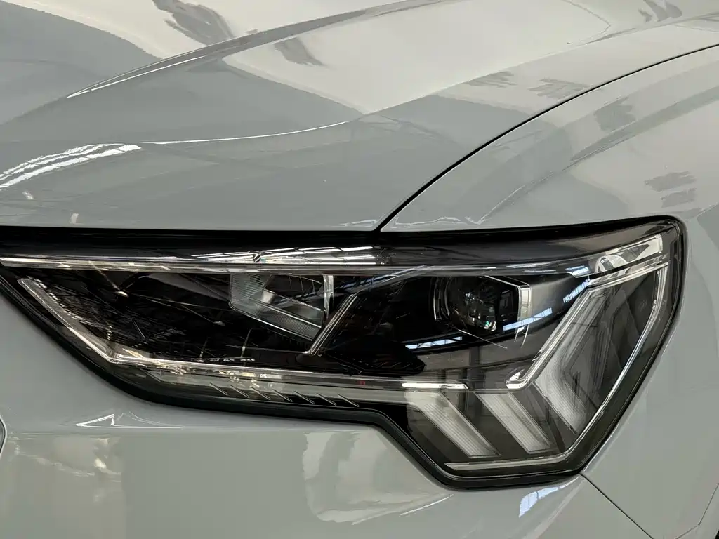 Audi Audi Q3 2024 40 TFSI Fashion Dynamic Edition 2026 - thumbnail 8
