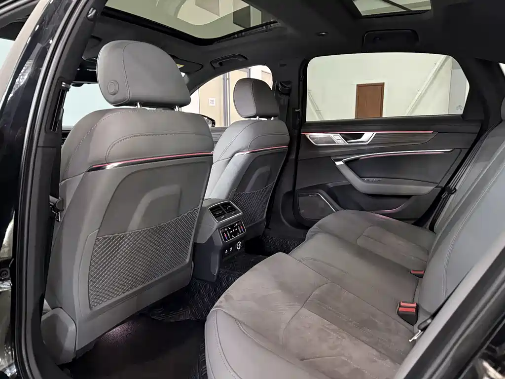 Audi Audi A6L 2023 Facelift 45 TFSI quattro Premium Dynamic Edition 2023 - thumbnail 10