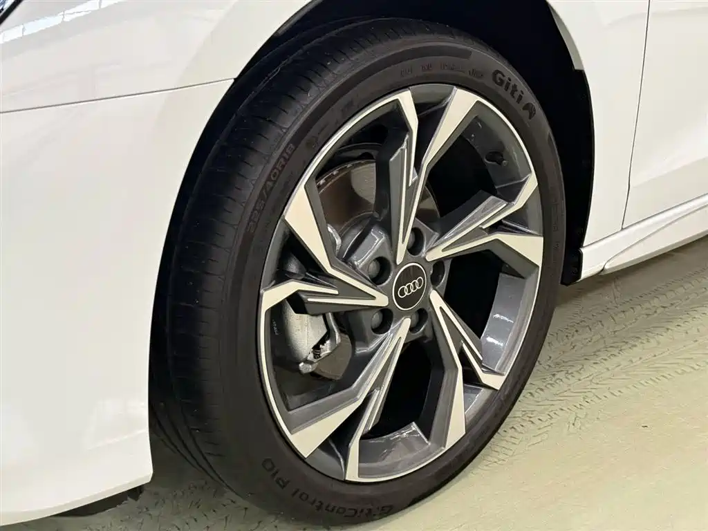 Audi Audi A3 2025 Sportback 35 TFSI Premium Plus 2025 - thumbnail 9