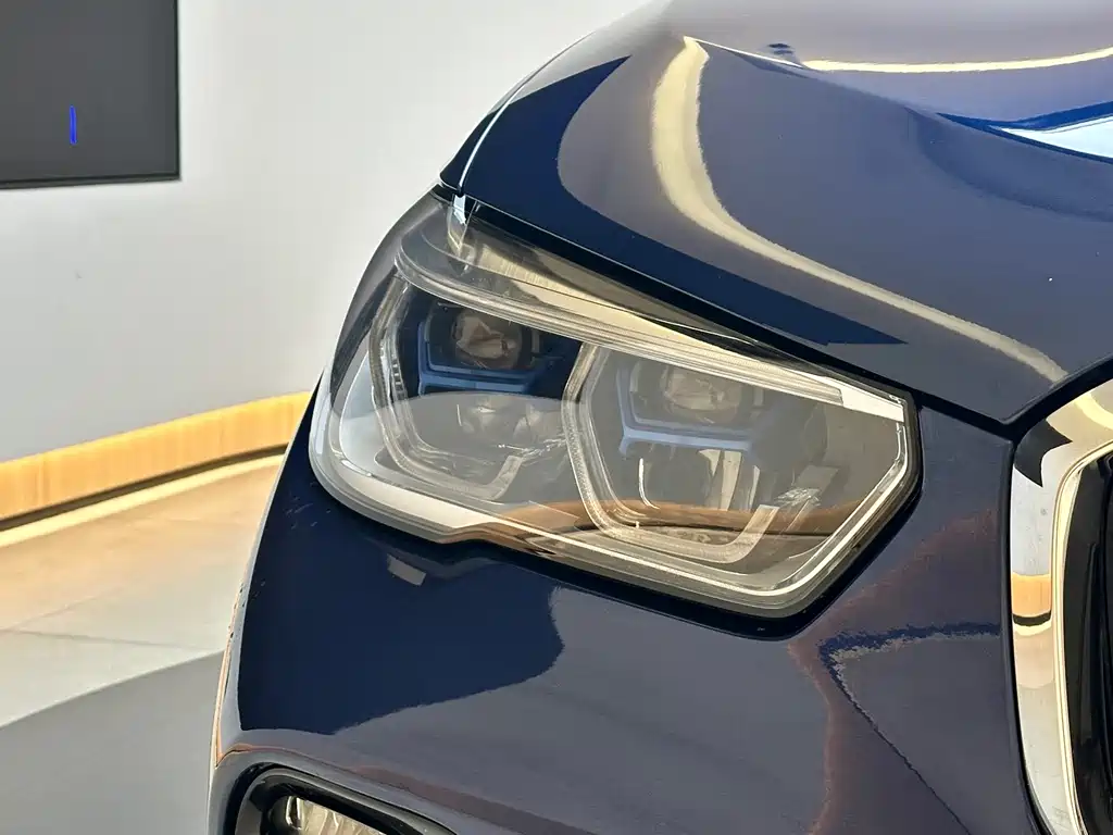 BMW BMW X5 (Imported) 2019 xDrive40i Luxury Model M Sport Package 2019 - thumbnail 3
