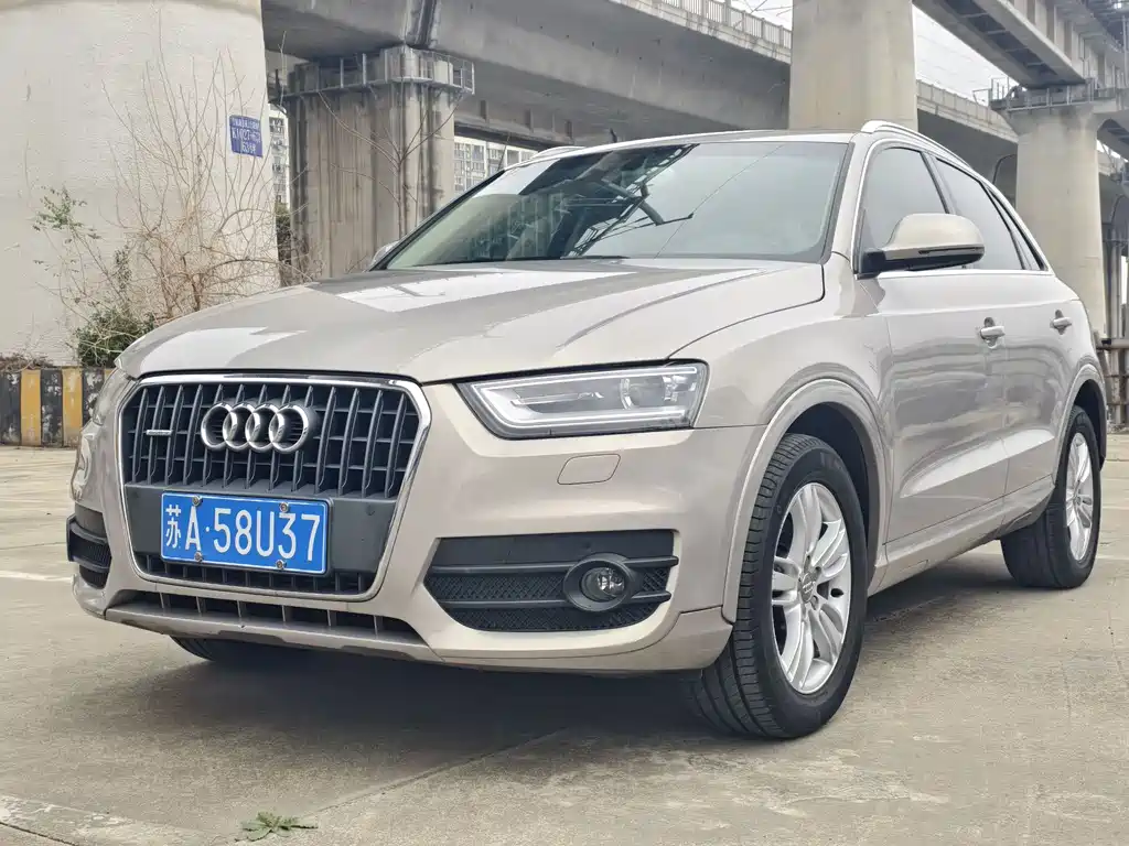 Audi Audi Q3 2015 35 TFSI quattro Technology Package 2015 - thumbnail 2