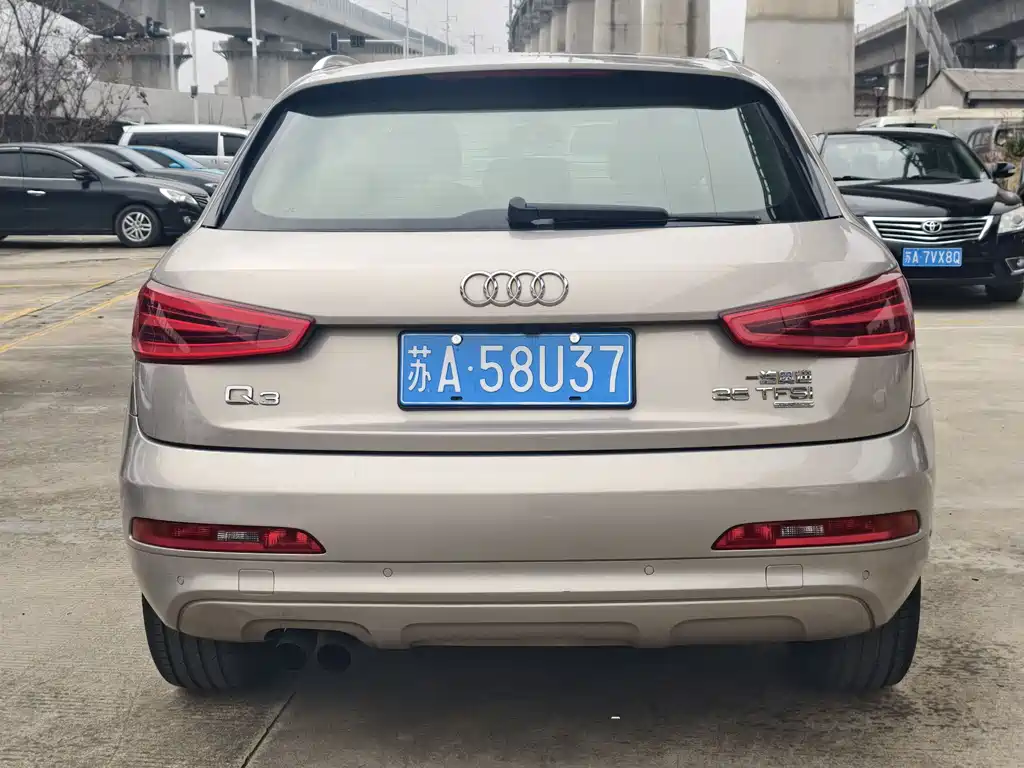 Audi Audi Q3 2015 35 TFSI quattro Technology Package 2015 - thumbnail 3