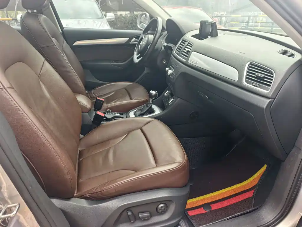 Audi Audi Q3 2015 35 TFSI quattro Technology Package 2015 - thumbnail 7