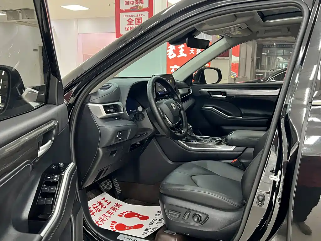 Toyota Toyota Highlander 2024 380T AWD Premium Edition 7-seater 2025 - thumbnail 7