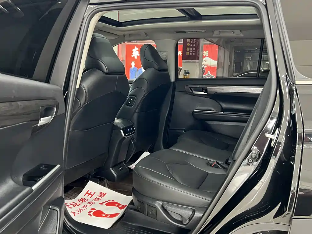 Toyota Toyota Highlander 2024 380T AWD Premium Edition 7-seater 2025 - thumbnail 13