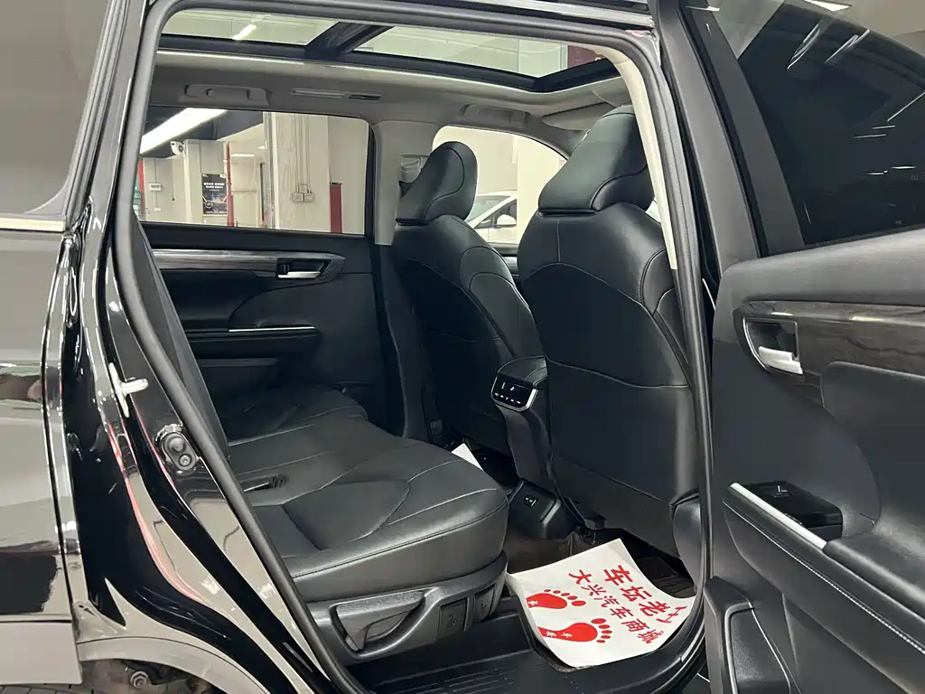 Toyota Toyota Highlander 2024 380T AWD Premium Edition 7-seater 2025 - thumbnail 15