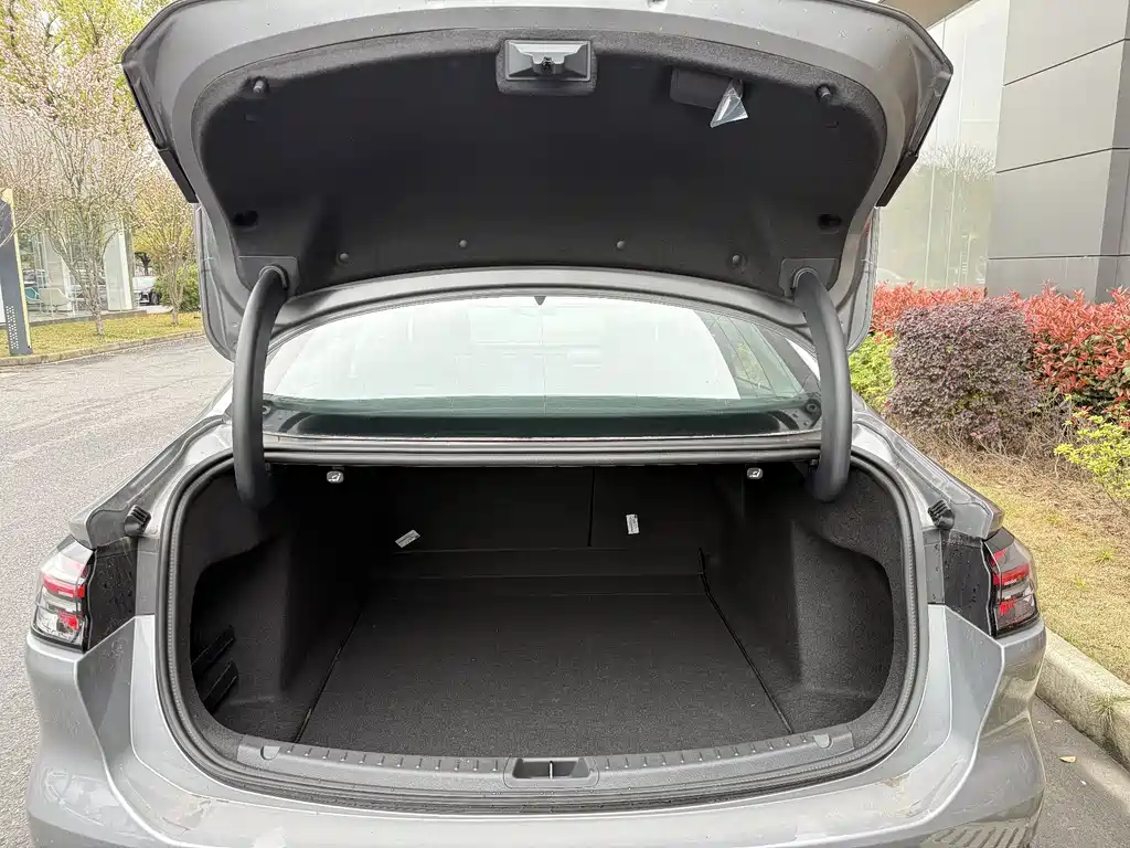 Ford Mondeo 2026 1.5T EcoBoost SEL 2026 - thumbnail 13