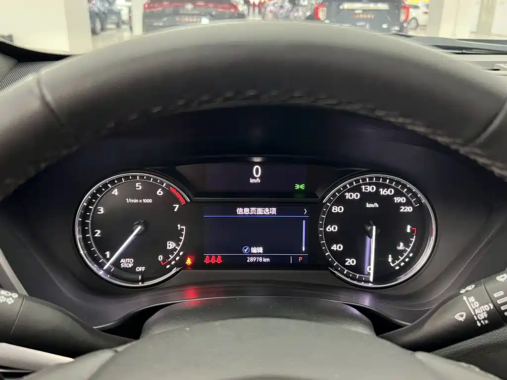 Cadillac Cadillac XT4 2022 28T FWD Luxury 2023 - thumbnail 9
