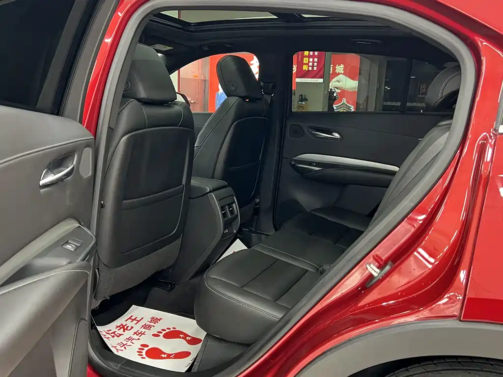 Cadillac Cadillac XT4 2022 28T FWD Luxury 2023 - thumbnail 13