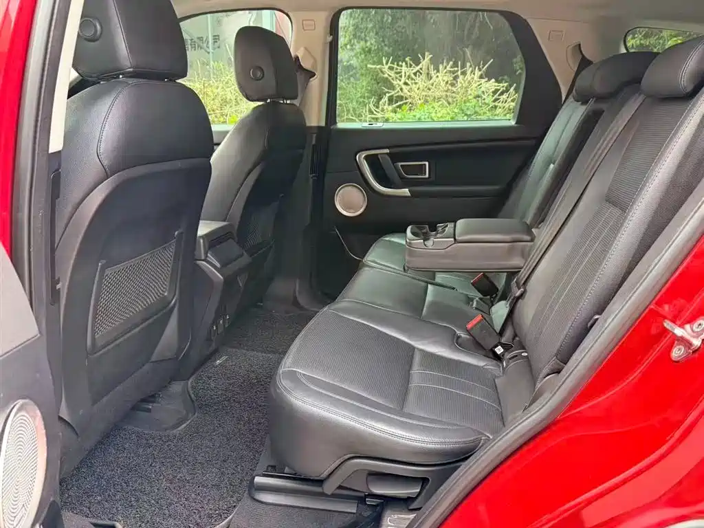 Land Rover Discovery Sport 2018 240PS HSE 2018 - thumbnail 5