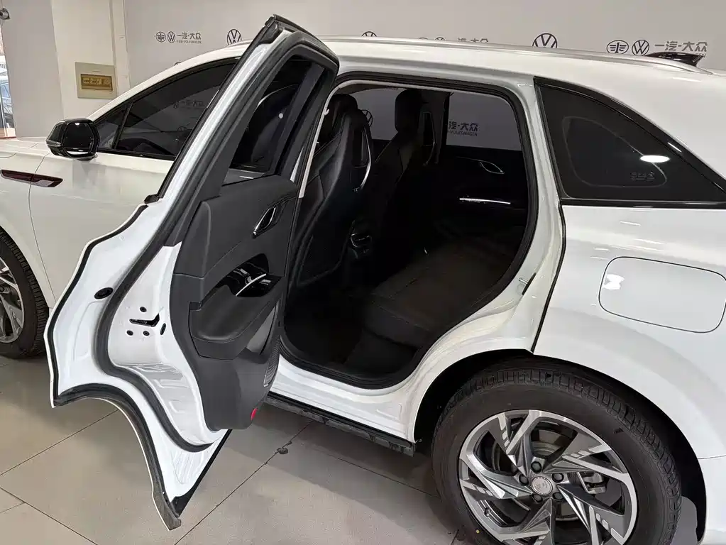 Hongqi Hongqi HS3 2024 1.5T Shanwei Edition 2024 - thumbnail 11