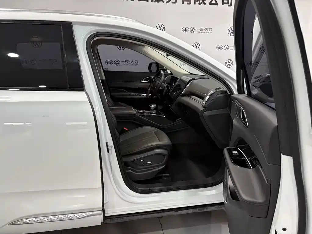 Hongqi Hongqi HS3 2024 1.5T Shanwei Edition 2024 - thumbnail 13