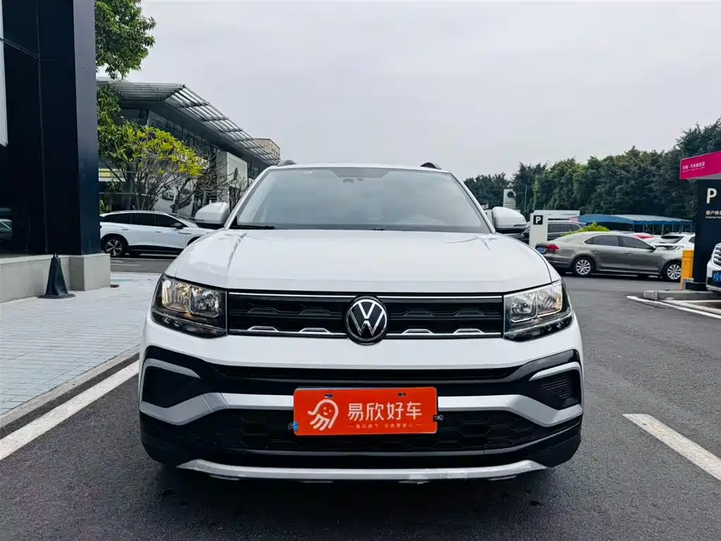Volkswagen Tiguan 2023 1.5L Automatic Style Edition 2024 - thumbnail 2