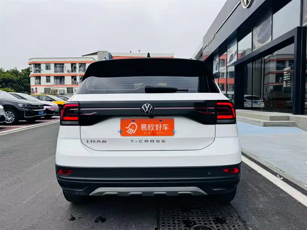 Volkswagen Tiguan 2023 1.5L Automatic Style Edition 2024 - thumbnail 8