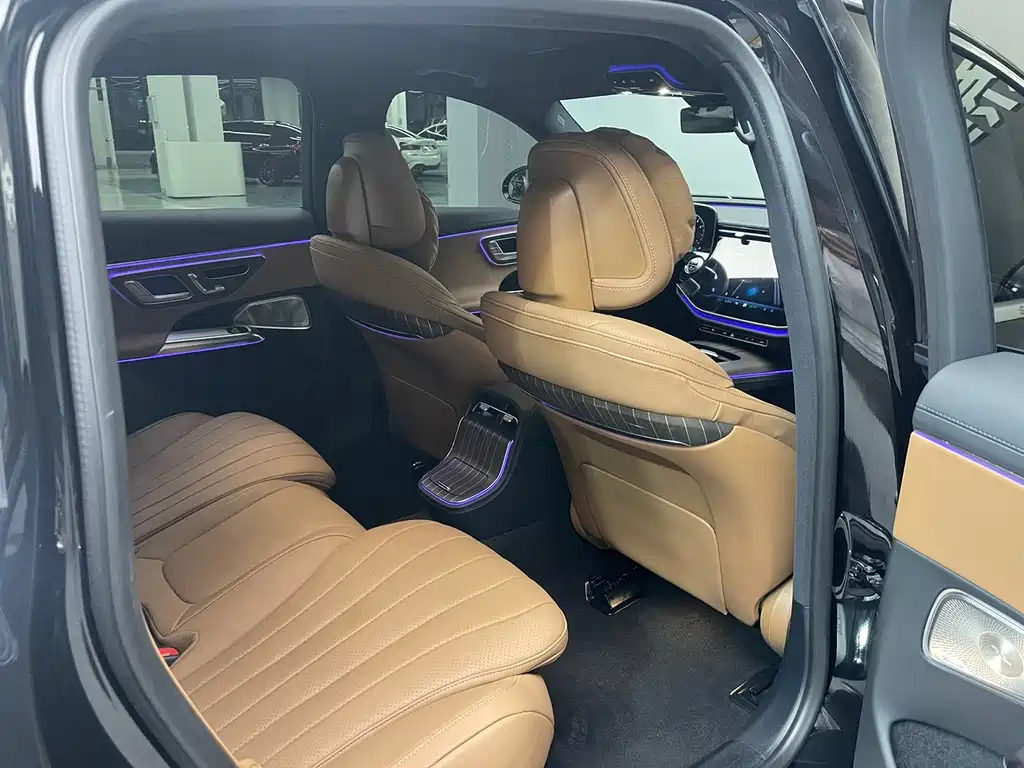 Mercedes-Benz Mercedes-Benz E-Class 2024 E 300 L Luxury Model 2024 - thumbnail 12